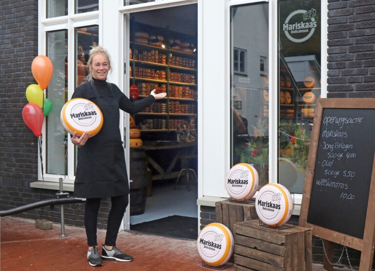 Opening Mariskaas- en delicatessenwinkel in Diepenveen